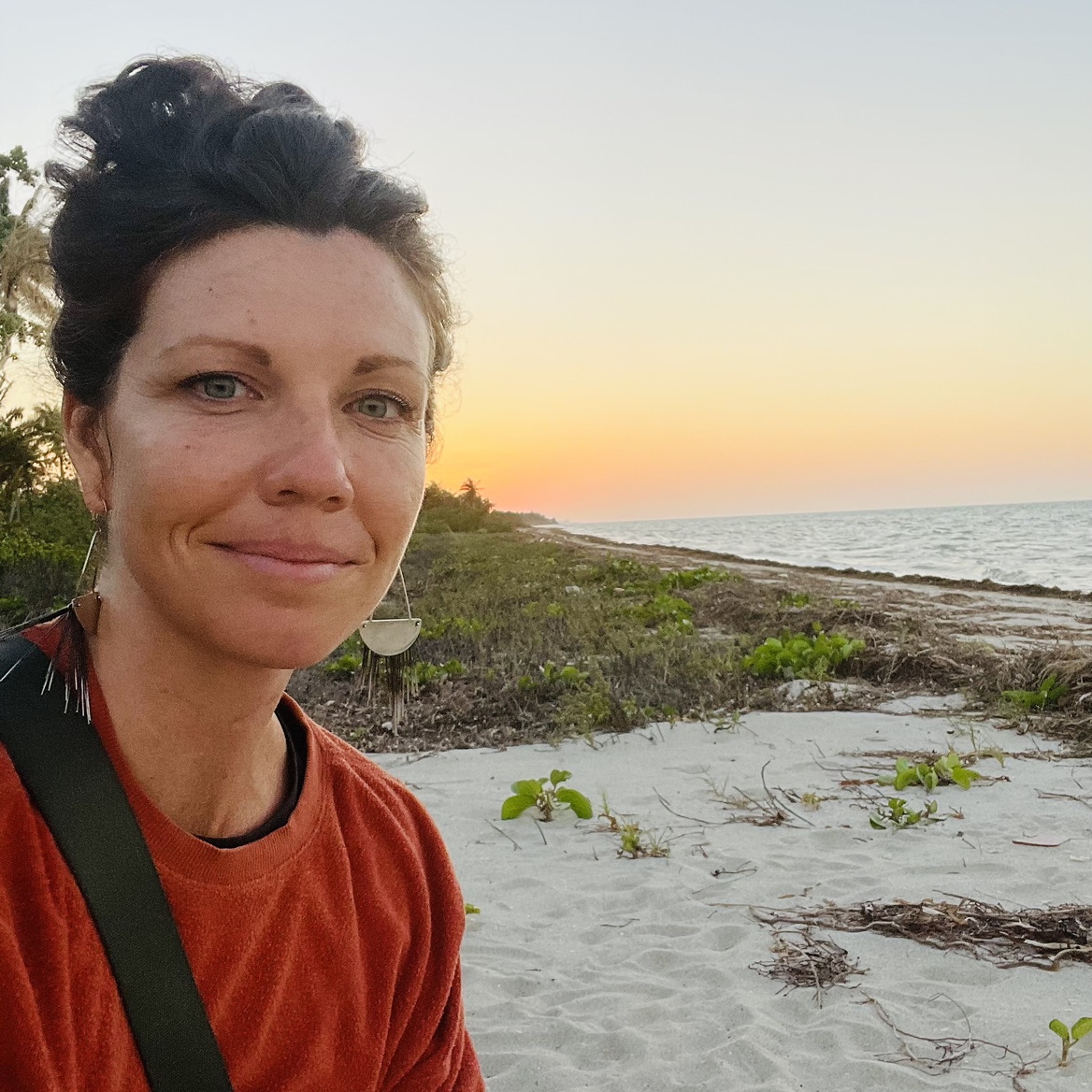 Lisa is on Couchsurfing! Couchsurfing