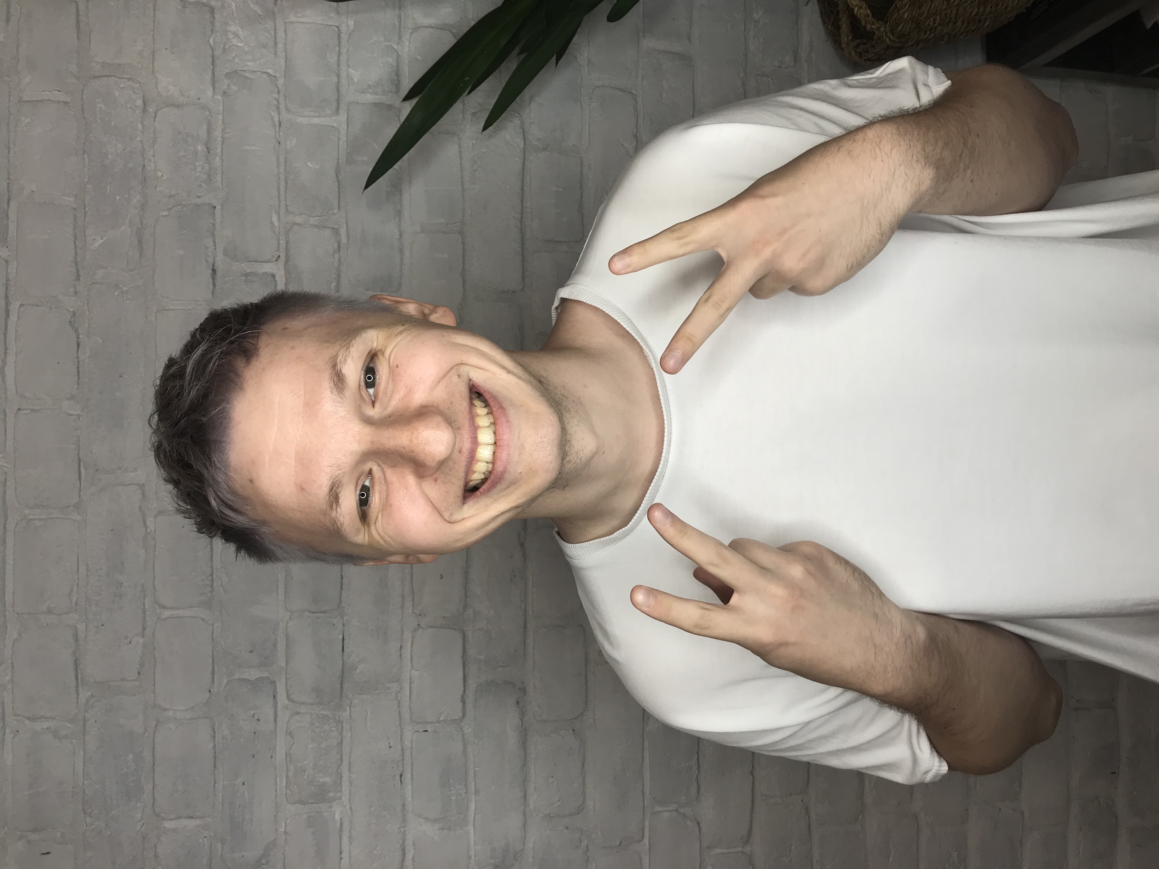 Boris is on Couchsurfing! Couchsurfing