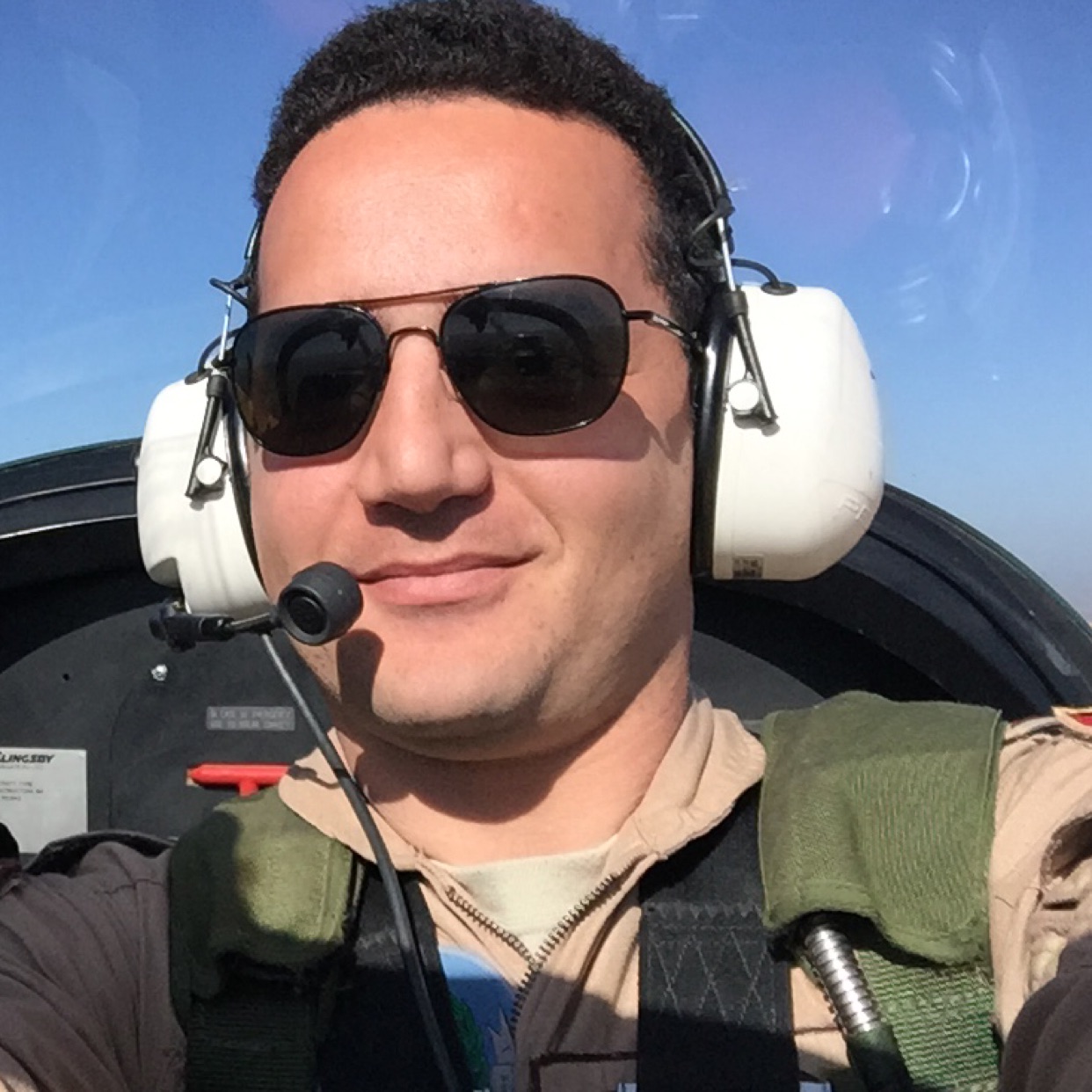 Tayeb is on Couchsurfing! Couchsurfing