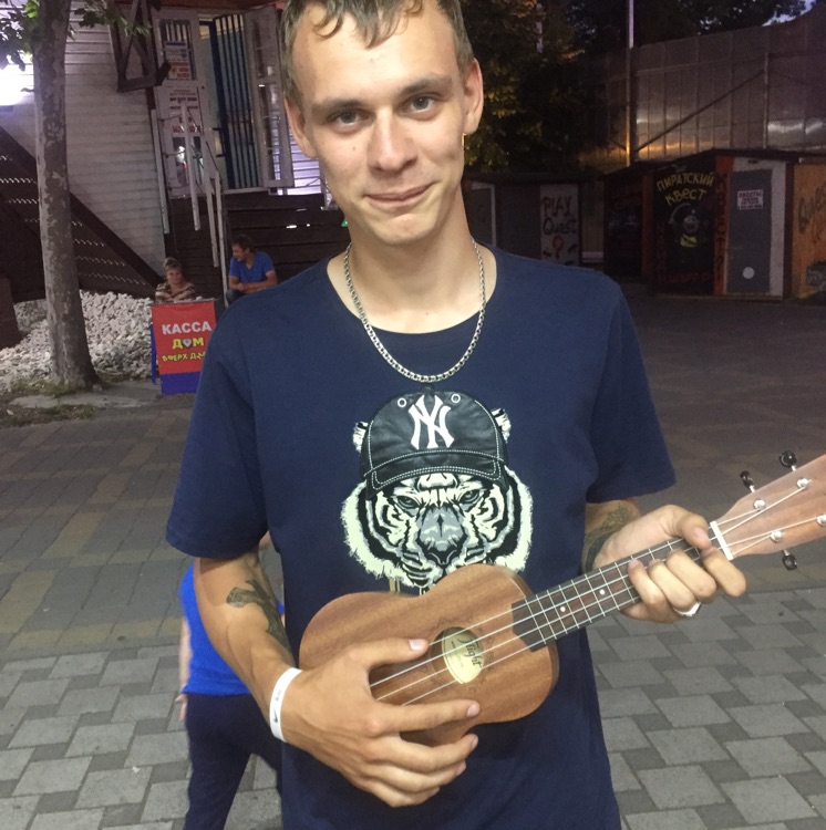 Роман Андреев