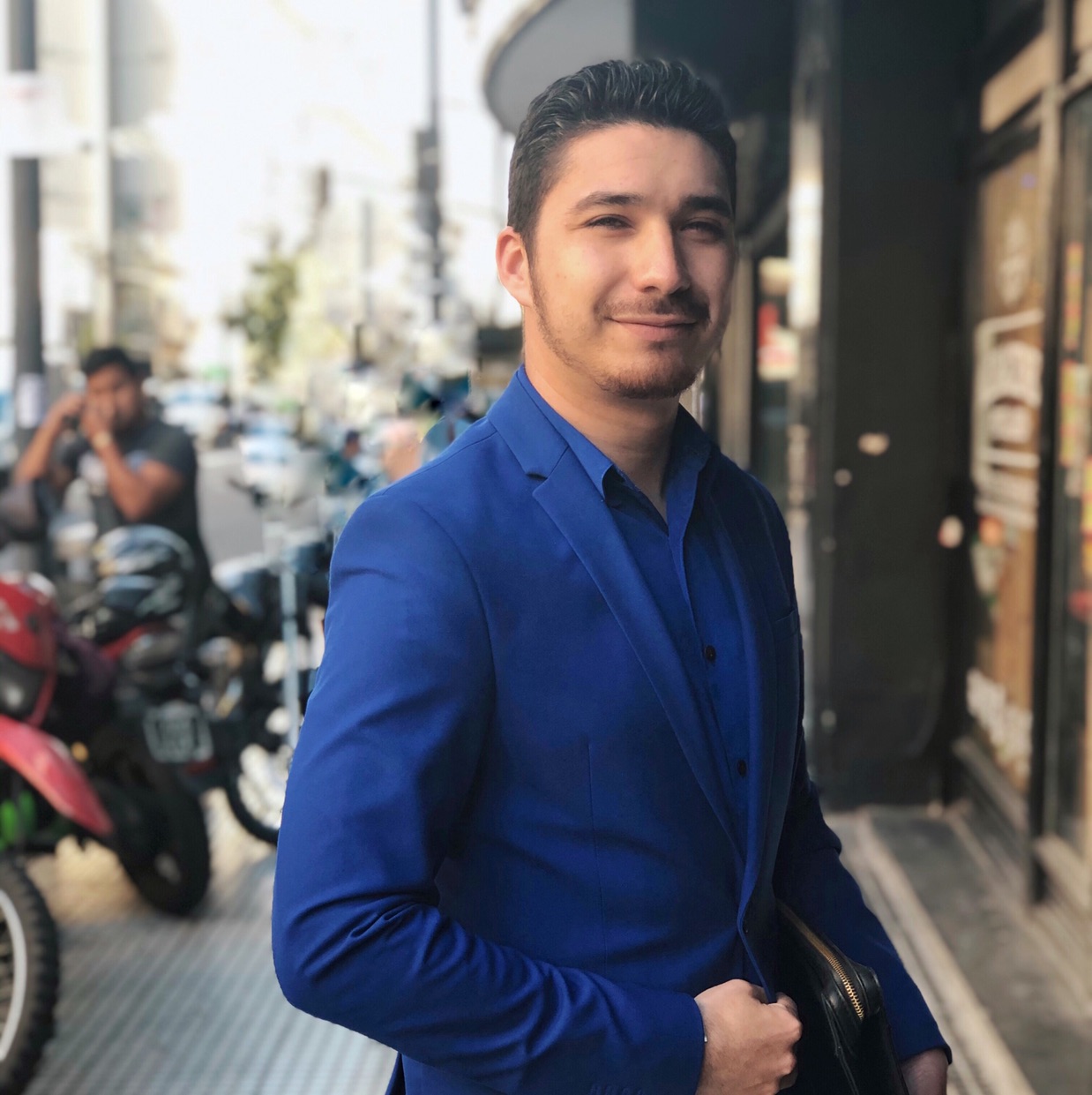 Omar is on Couchsurfing! Couchsurfing