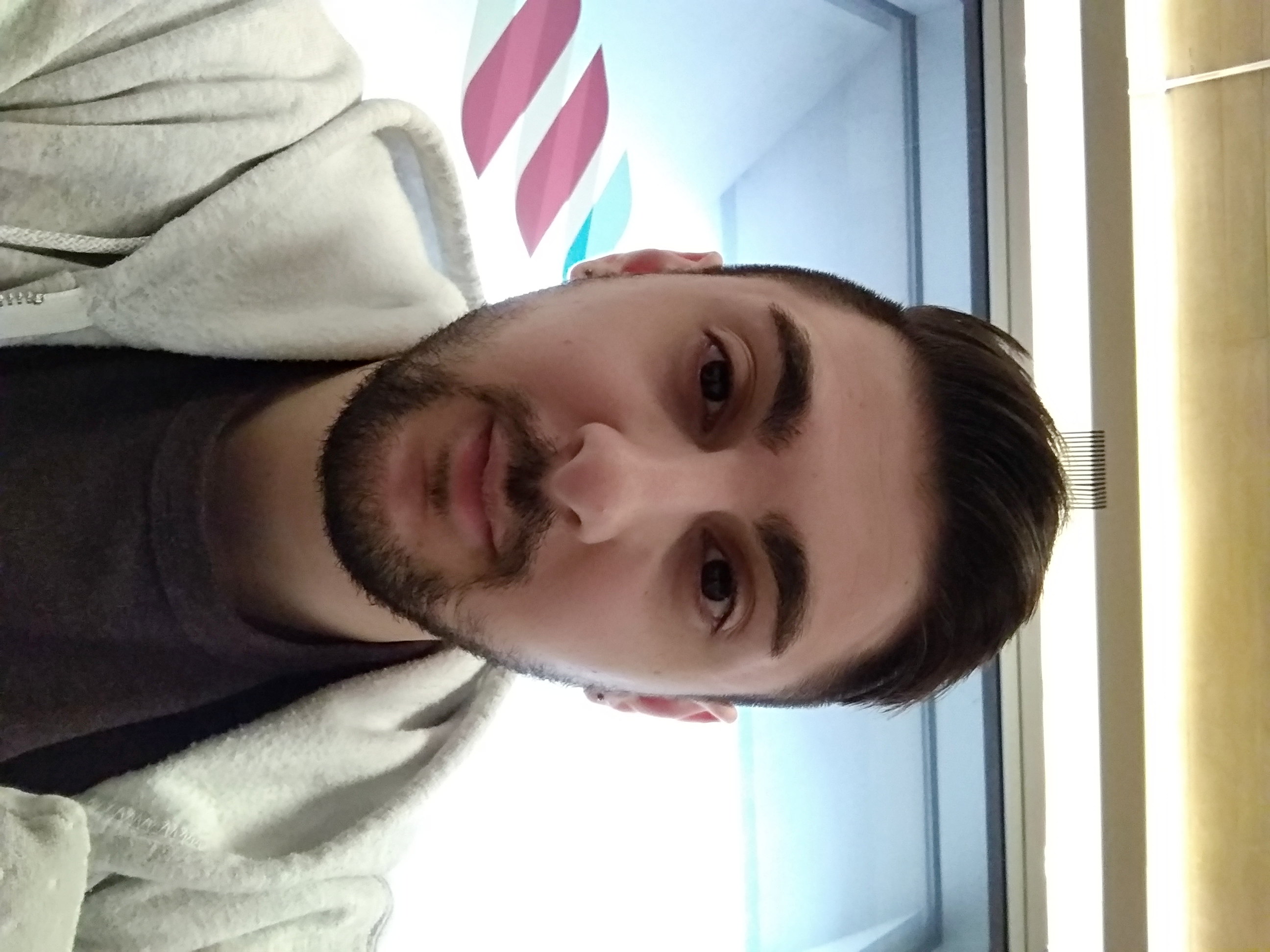 aydin est sur Couchsurfing ! Couchsurfing