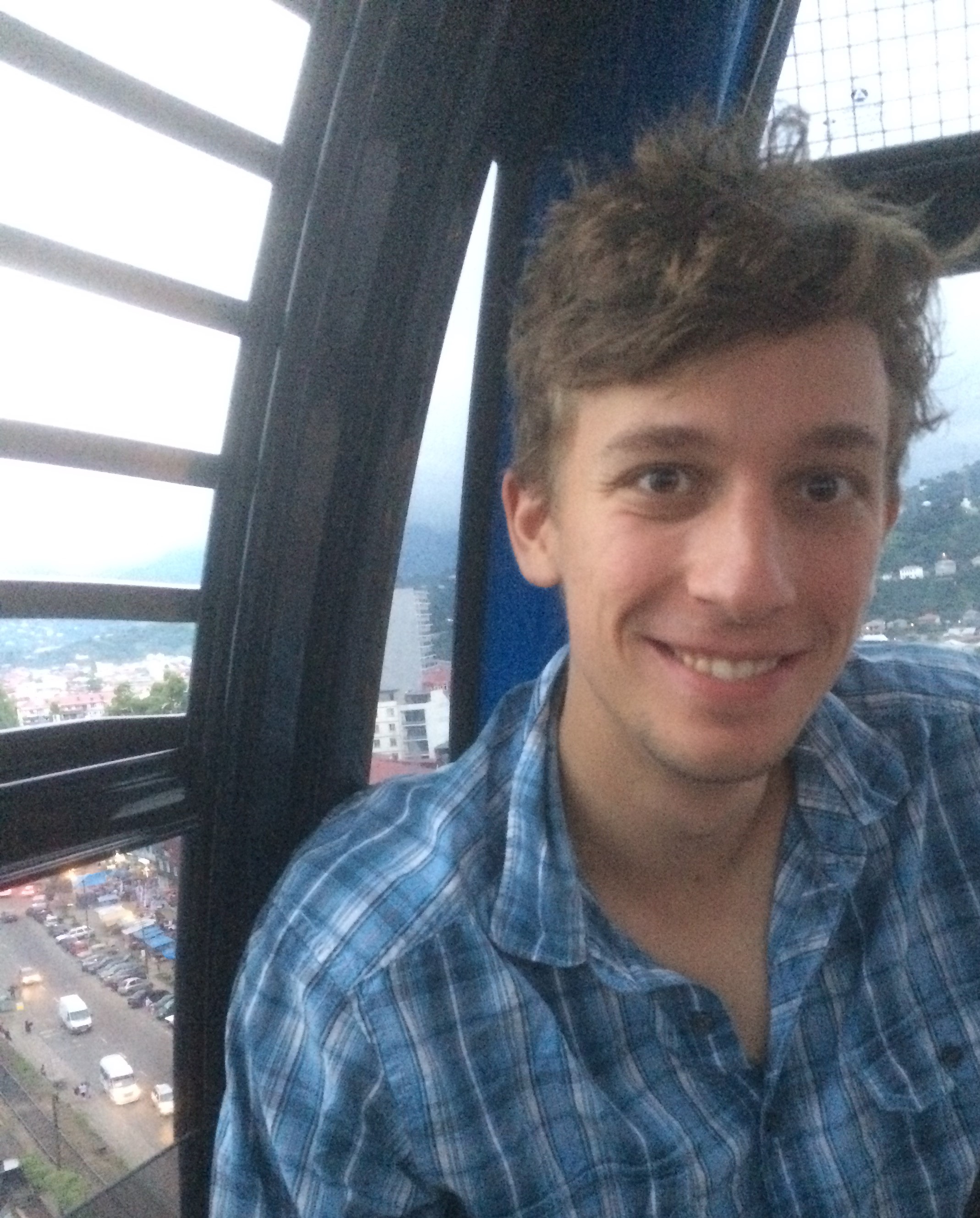 Tobias is on Couchsurfing! Couchsurfing