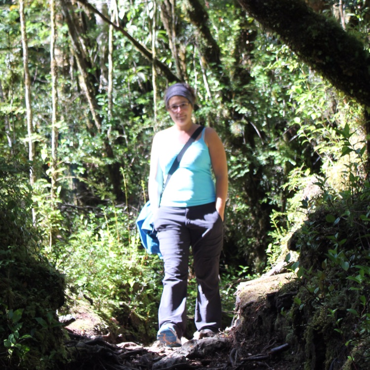 Stephanie is on Couchsurfing! | Couchsurfing