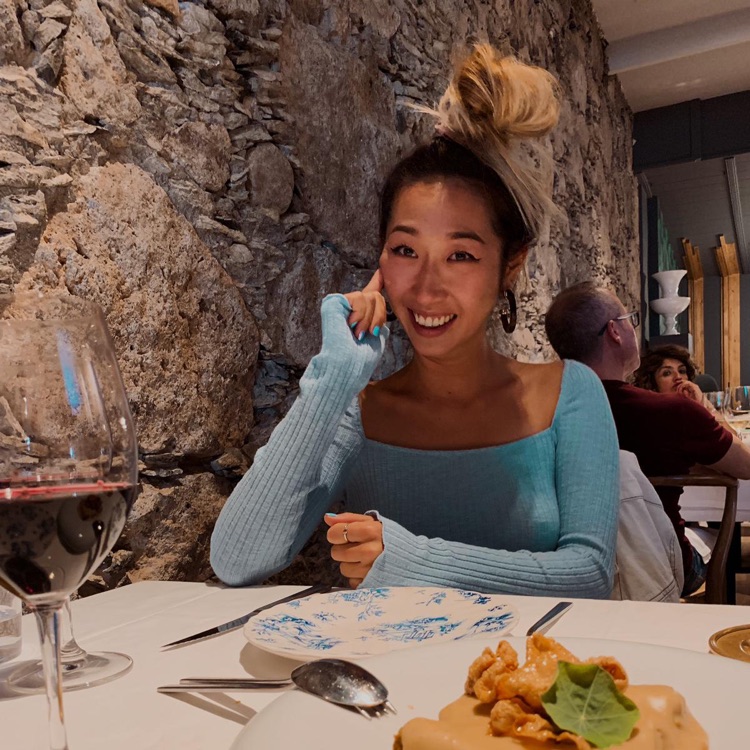 ¡Linda está en Couchsurfing! Couchsurfing