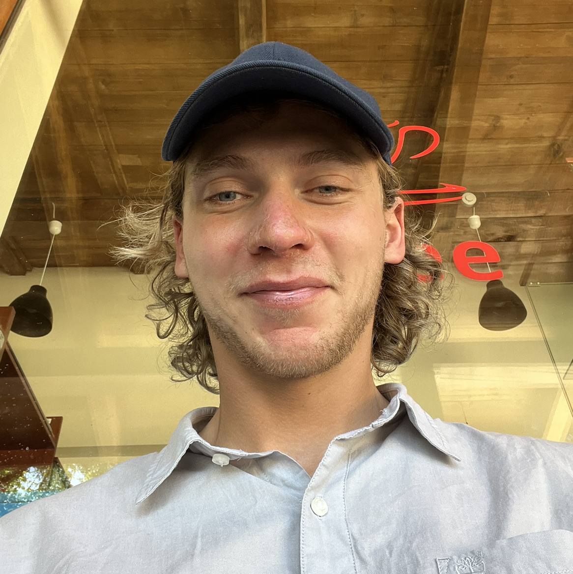 Marcin is on Couchsurfing! Couchsurfing