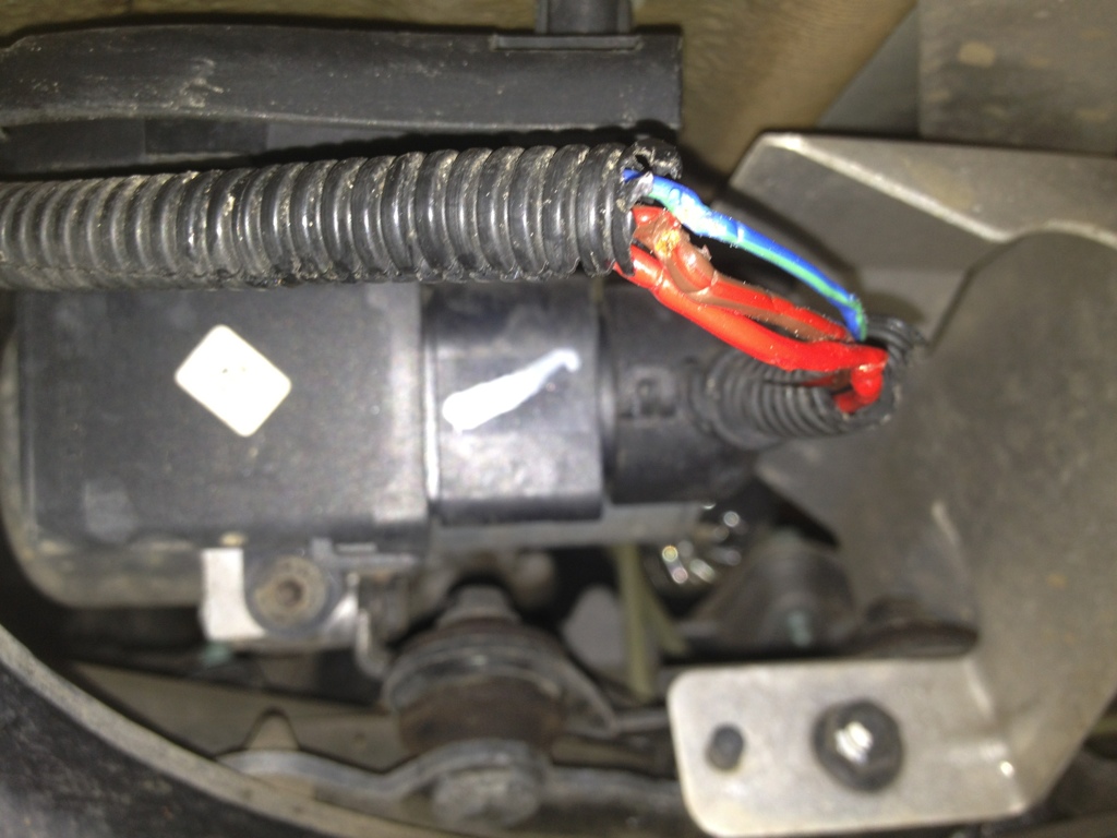 Strange Car Damage, Animal Chewing Wires – Humble Mechanic