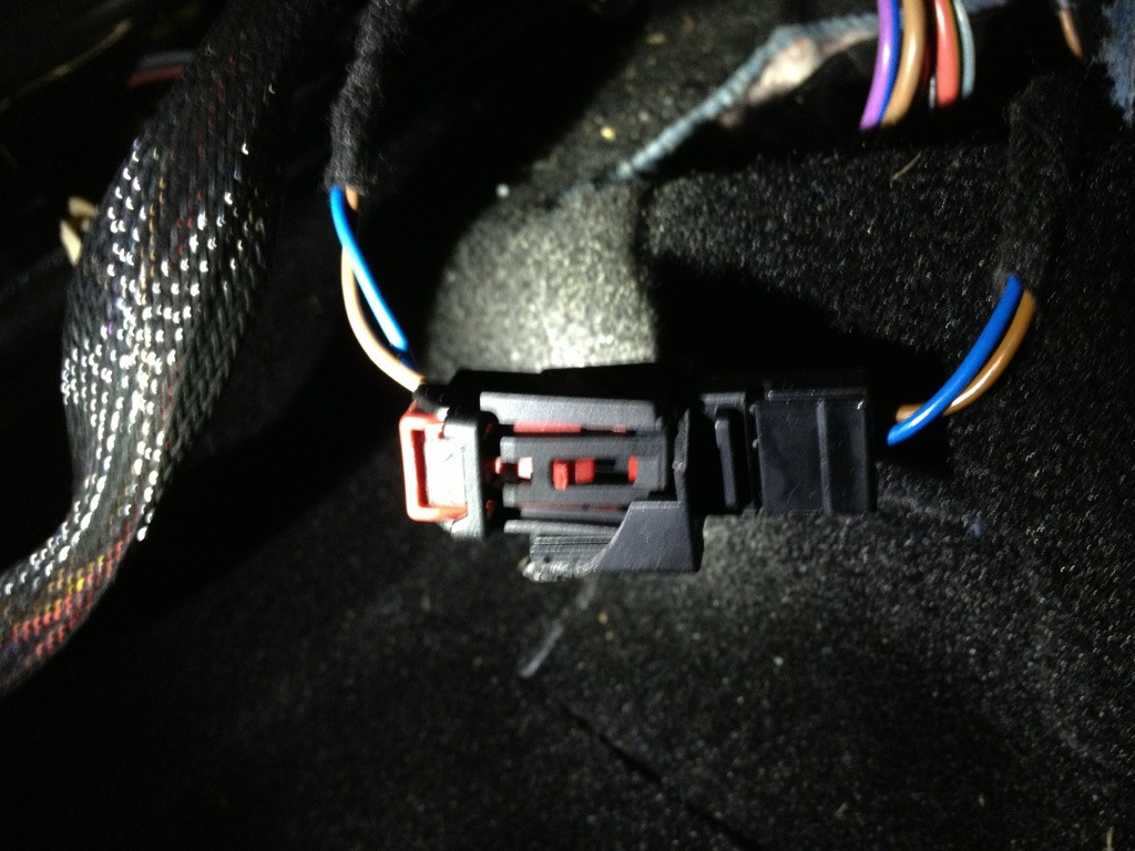 Broken VW Airbag connector under seat Humble Mechanic