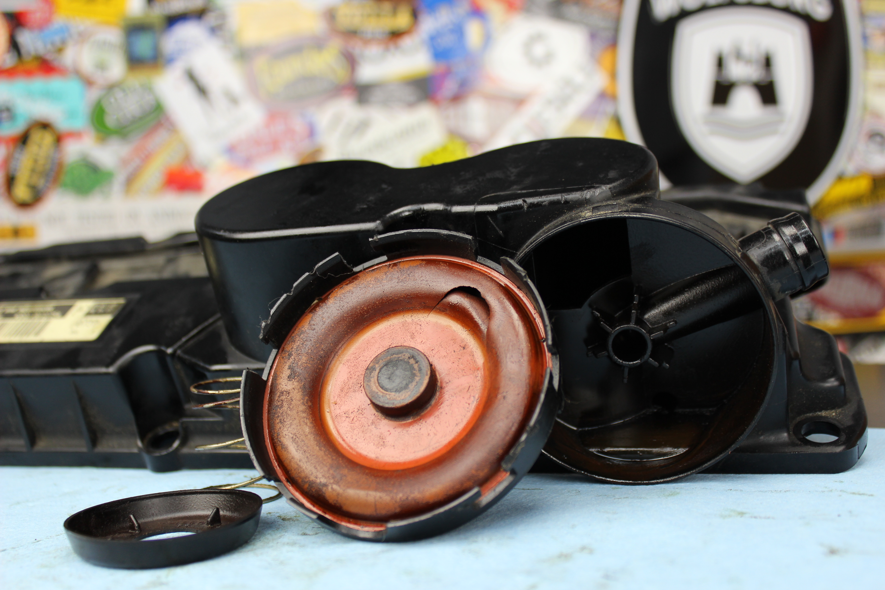 How VW Parts Fail 2.5L Valve Cover with PCV Valve Humble Mechanic