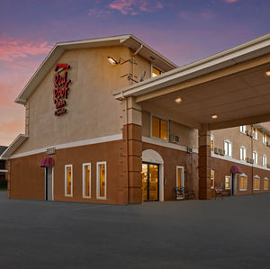 Red Roof Inn & Suites Denton