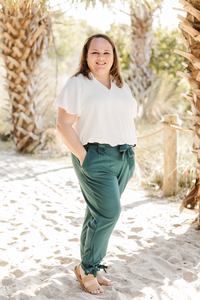 Nicole Azzarello Motto Mortgage Emerald Group