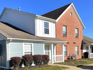 Brixin Franklin Apartments & Townhomes