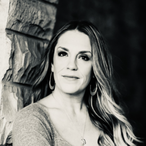Ms. Leah Vanzant