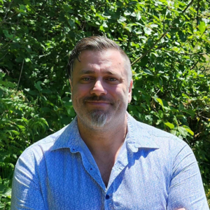 CHRIS CATOR