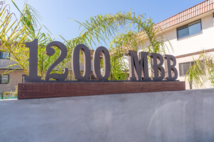 1200 MBB Luxury Apartments