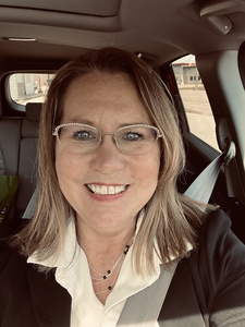 TRACIE AKERS