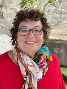JOSEFINA PEREZ-CASTRO