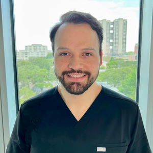 Dr. Miguel De La Mora, DNP