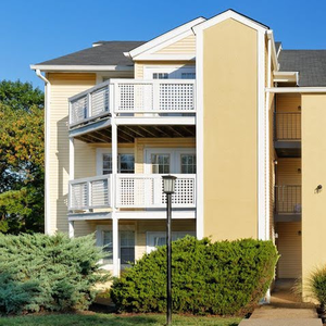 Brentwood Oaks Apartments