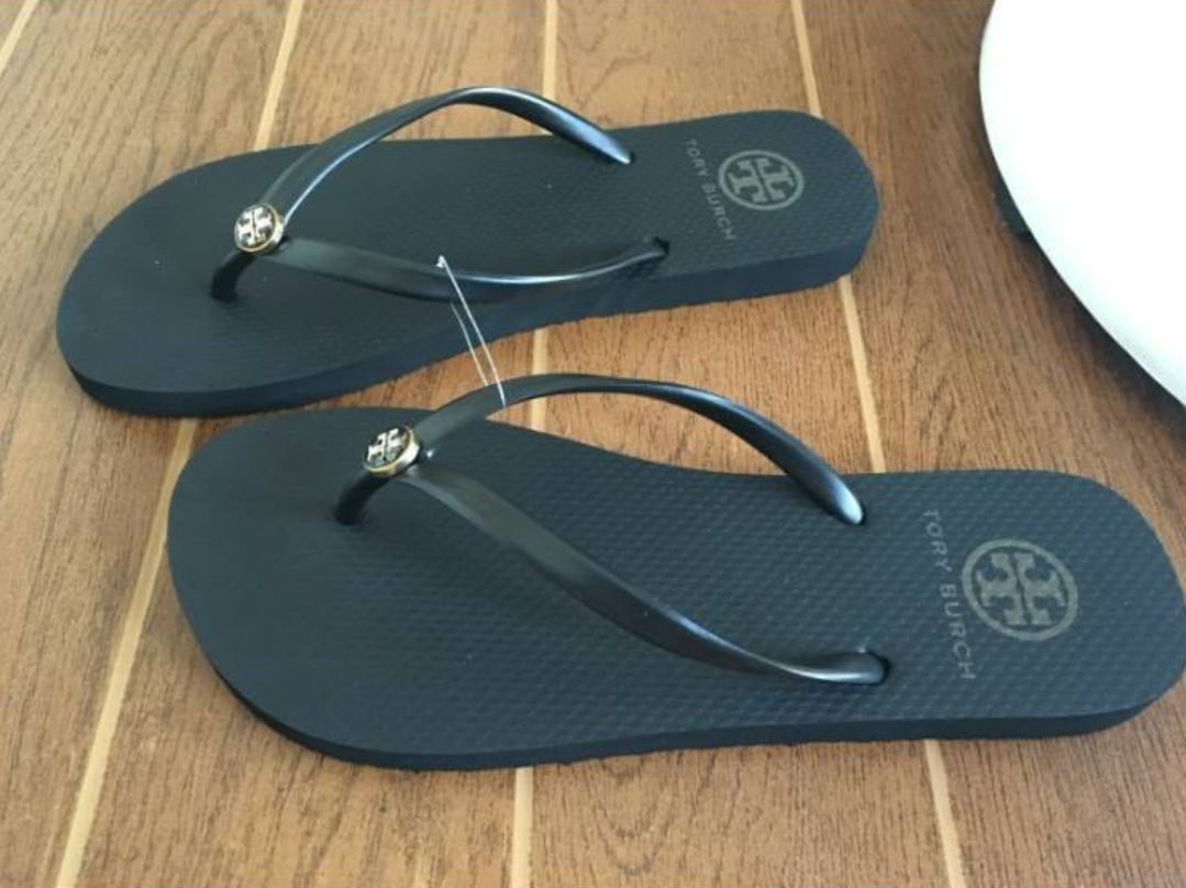 tory burch flip flops size 6
