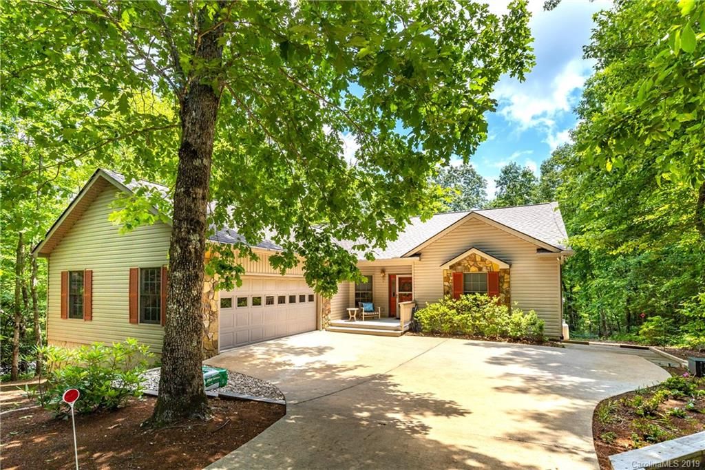 Connestee Falls 55+ Active Adult Communities Brevard, NC Homes