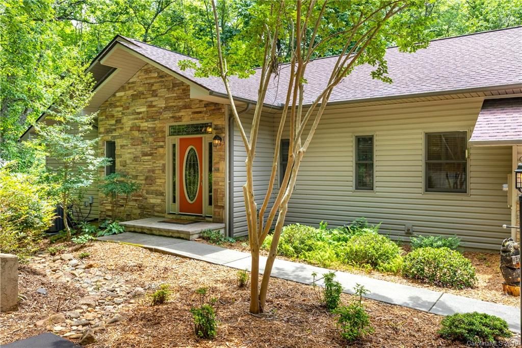 Connestee Falls 55+ Active Adult Communities Brevard, NC Homes