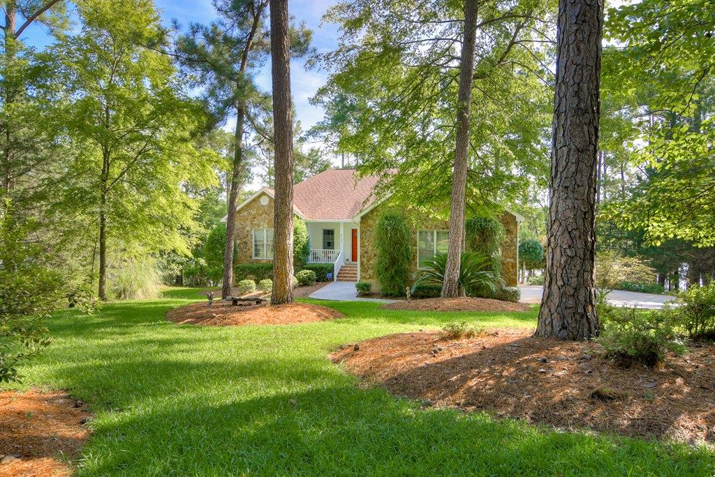 Savannah Lakes Village 55+ Active Adult Communities McCormick, SC Homes For Sale