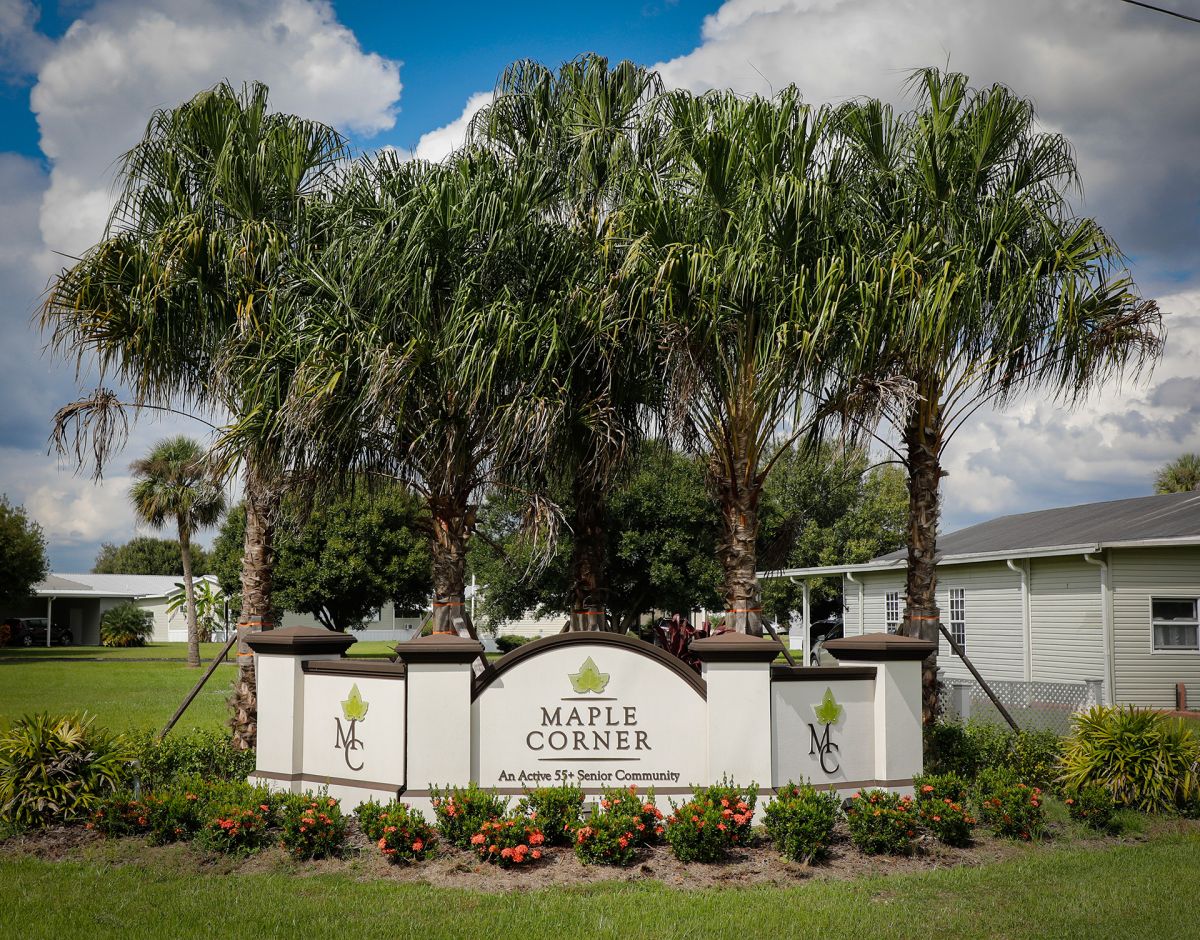Maple Corner 55+ Active Adult Communities LaBelle, FL