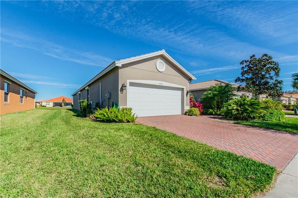 Valencia Lakes 55+ Active Adult Communities Wimauma, FL Homes For