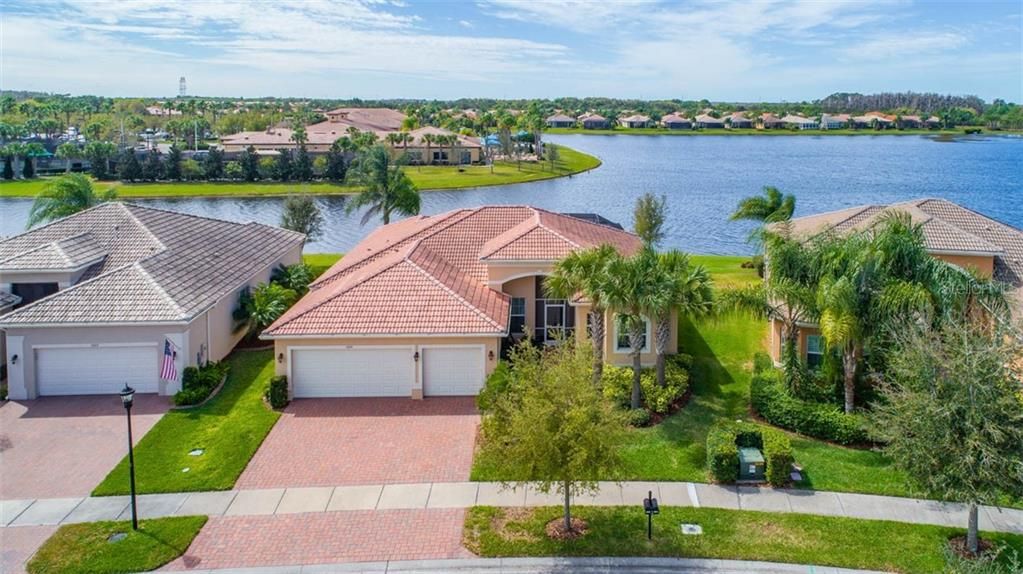 Valencia Lakes 55+ Active Adult Communities Wimauma, FL Homes For