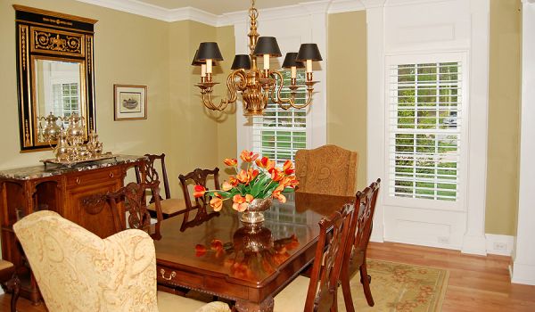 156 Oak Hollow