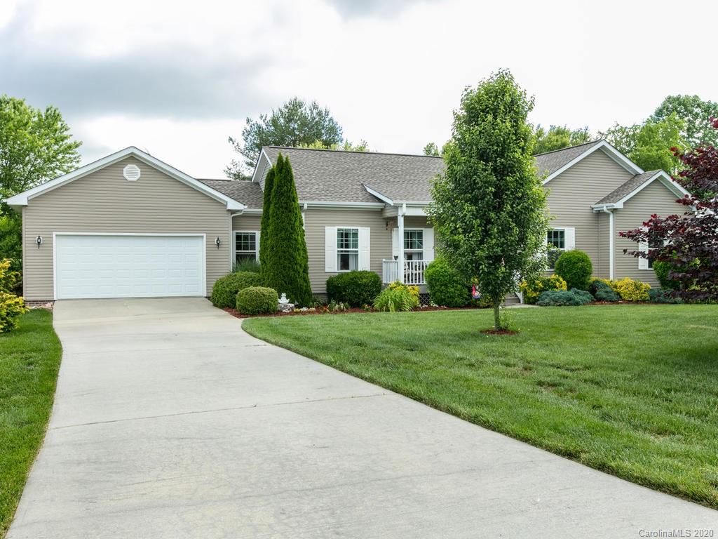 Riverwind 55+ Active Adult Communities Hendersonville, NC Homes