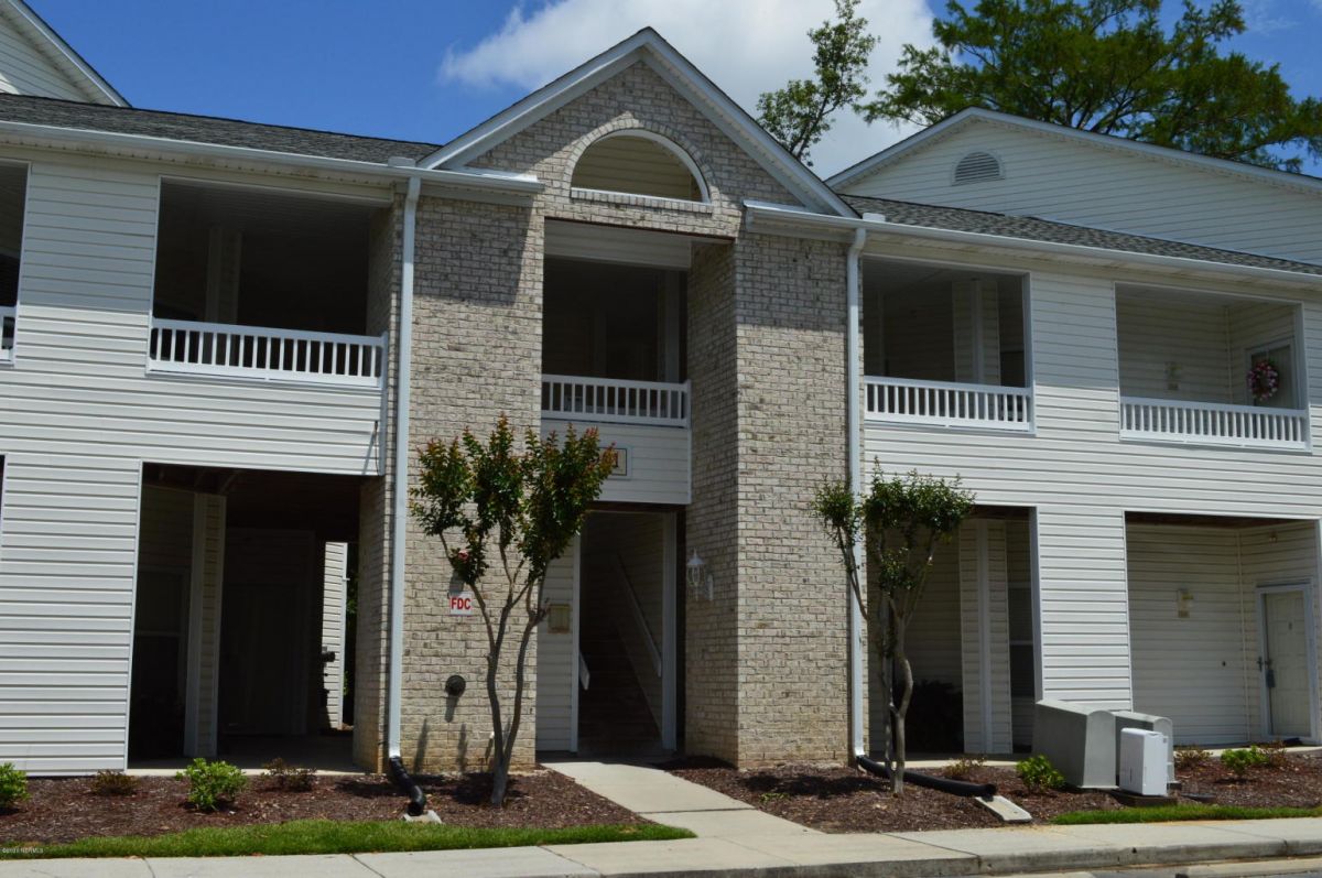 Rivers Edge Golf Club & Plantation 55+ Active Adult Communities