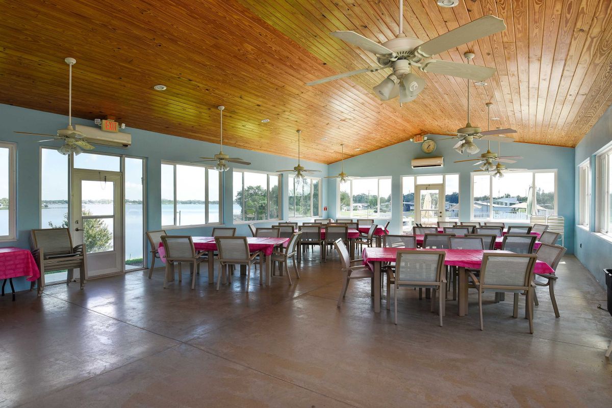 Paradise Village Mobile Home Park 55+ Active Adult Communities Lake