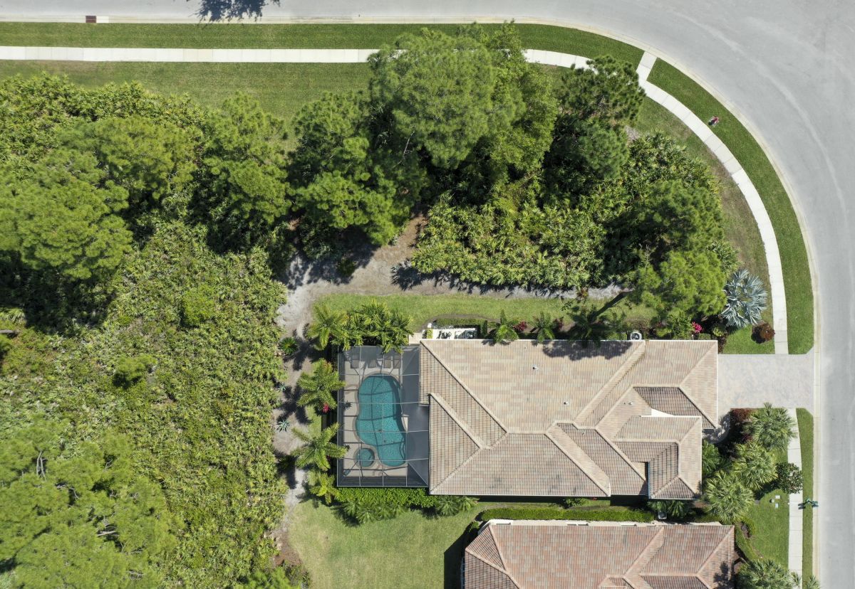 7217 Maidstone Drive