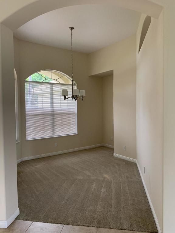 1205 Live Oak Cove