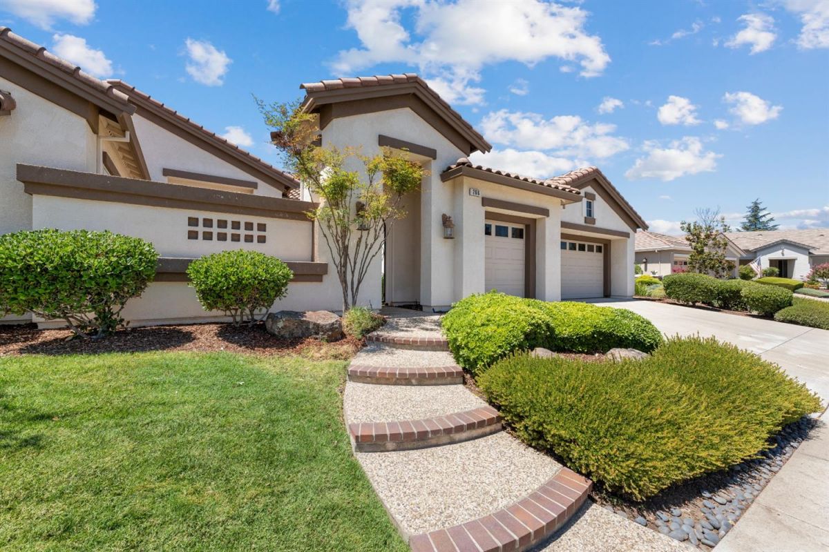 Sun City Lincoln Hills 55+ Active Adult Communities Lincoln, CA