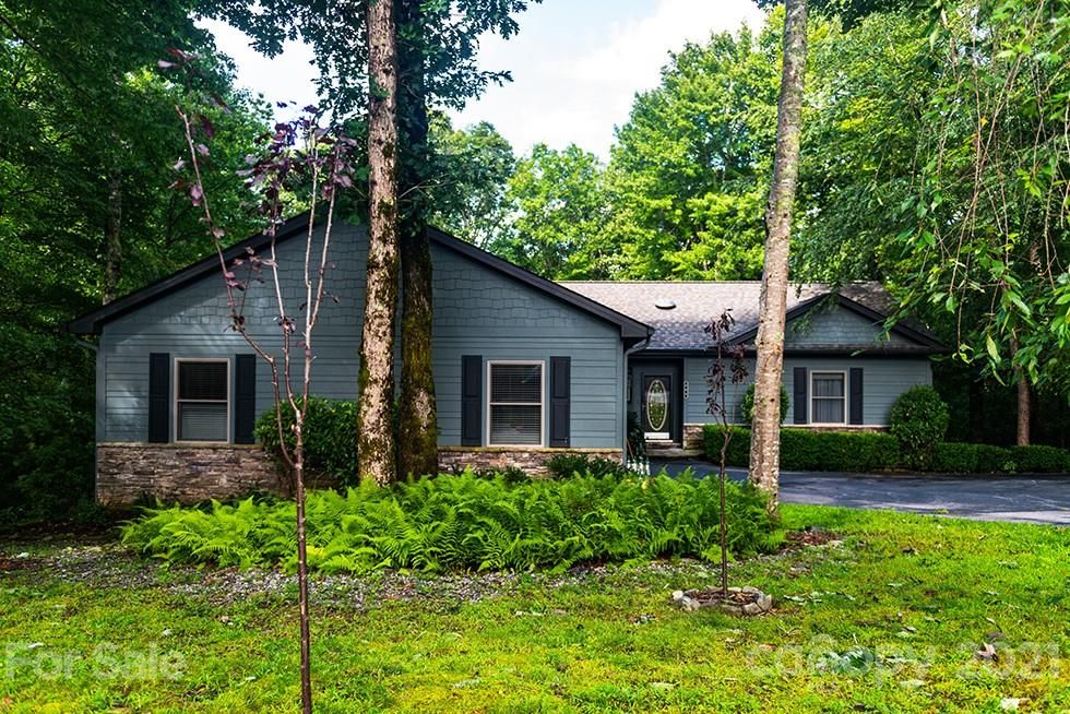 Connestee Falls 55+ Active Adult Communities Brevard, NC Homes