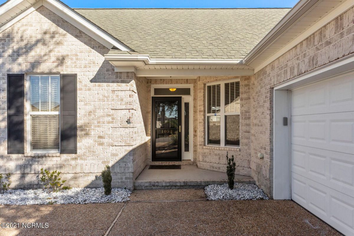 1053 Garden Club Way
