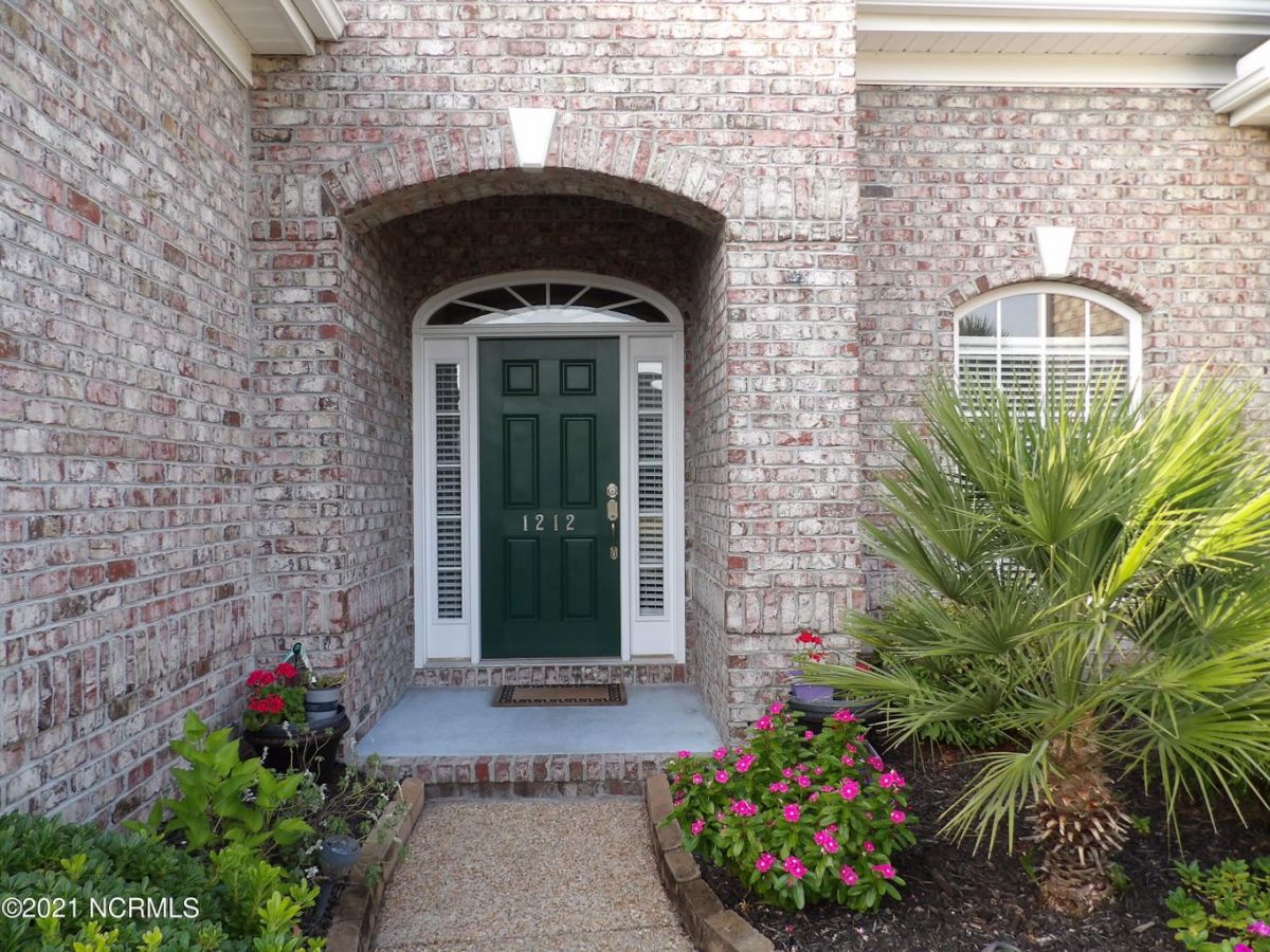 1212 Atrium Way