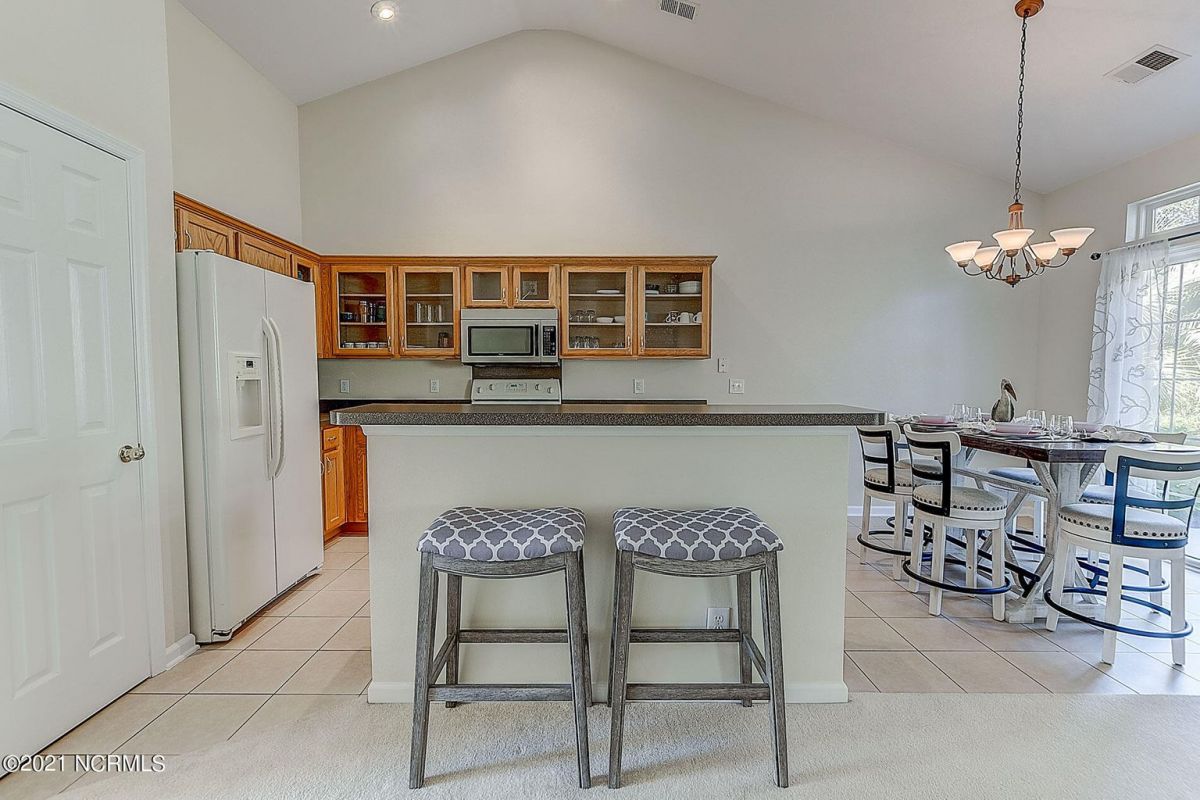 477 Sandpiper Bay Drive