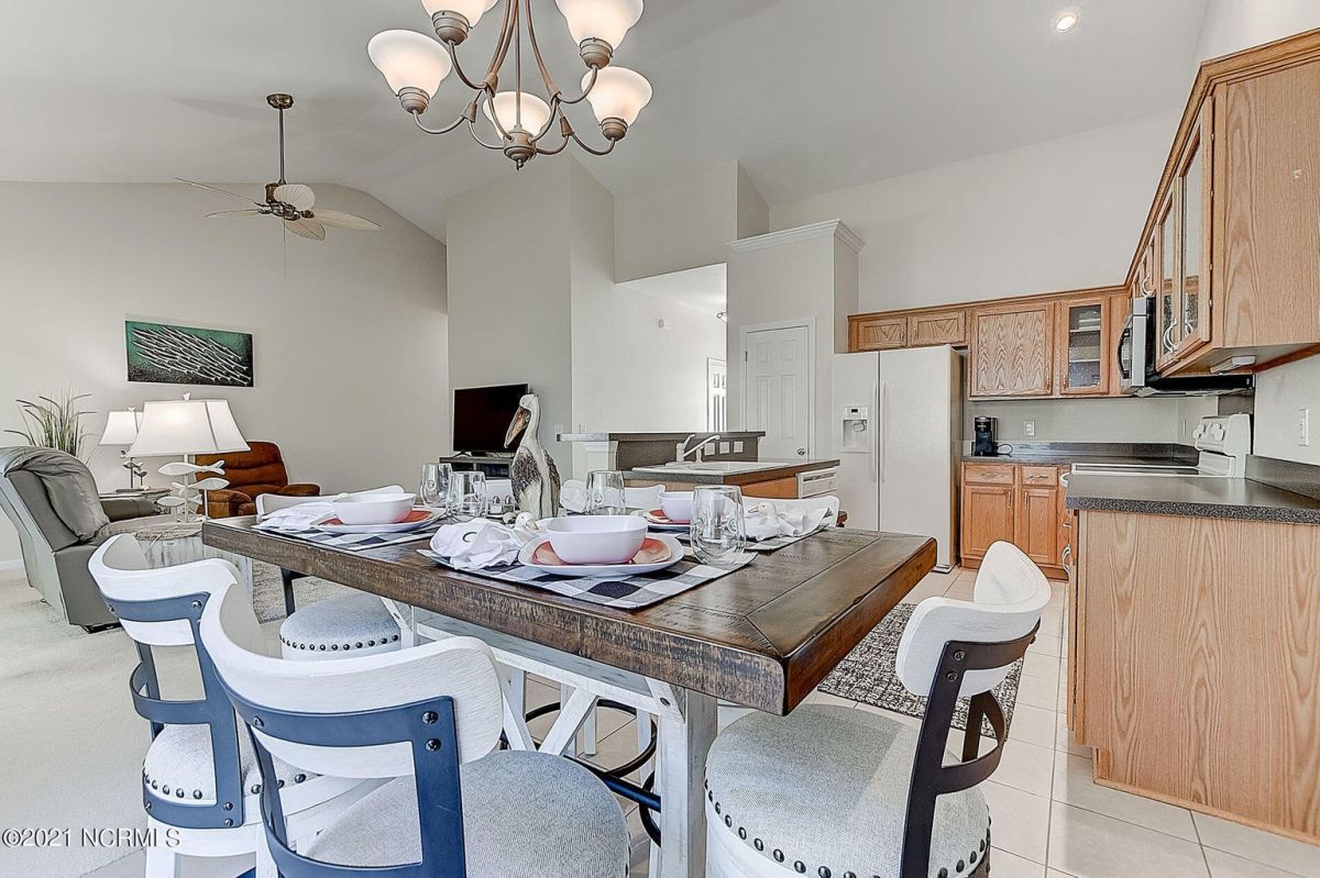 477 Sandpiper Bay Drive