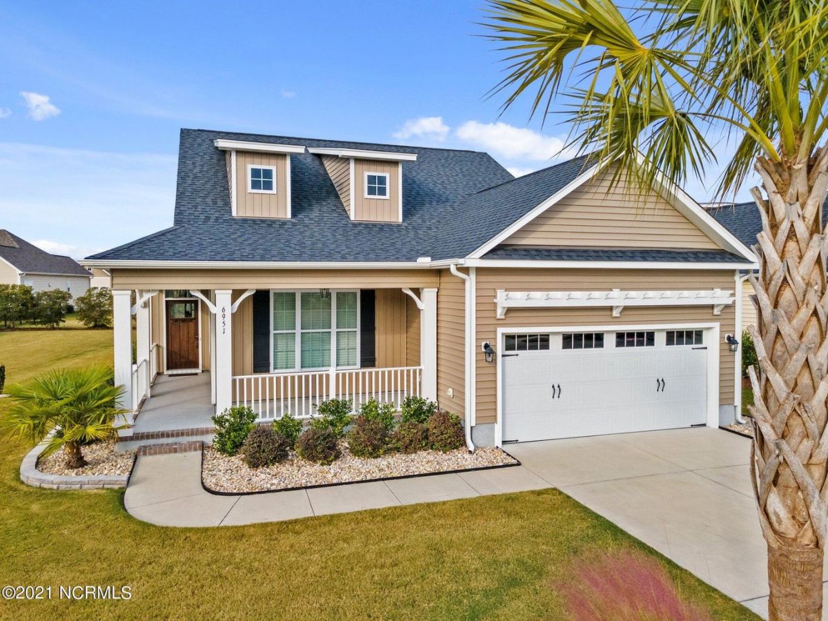 6951 Gracieuse Lane