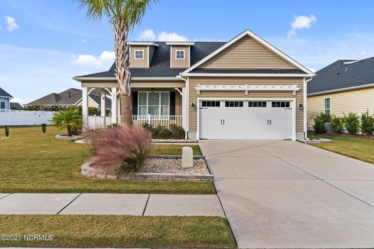6951 Gracieuse Lane