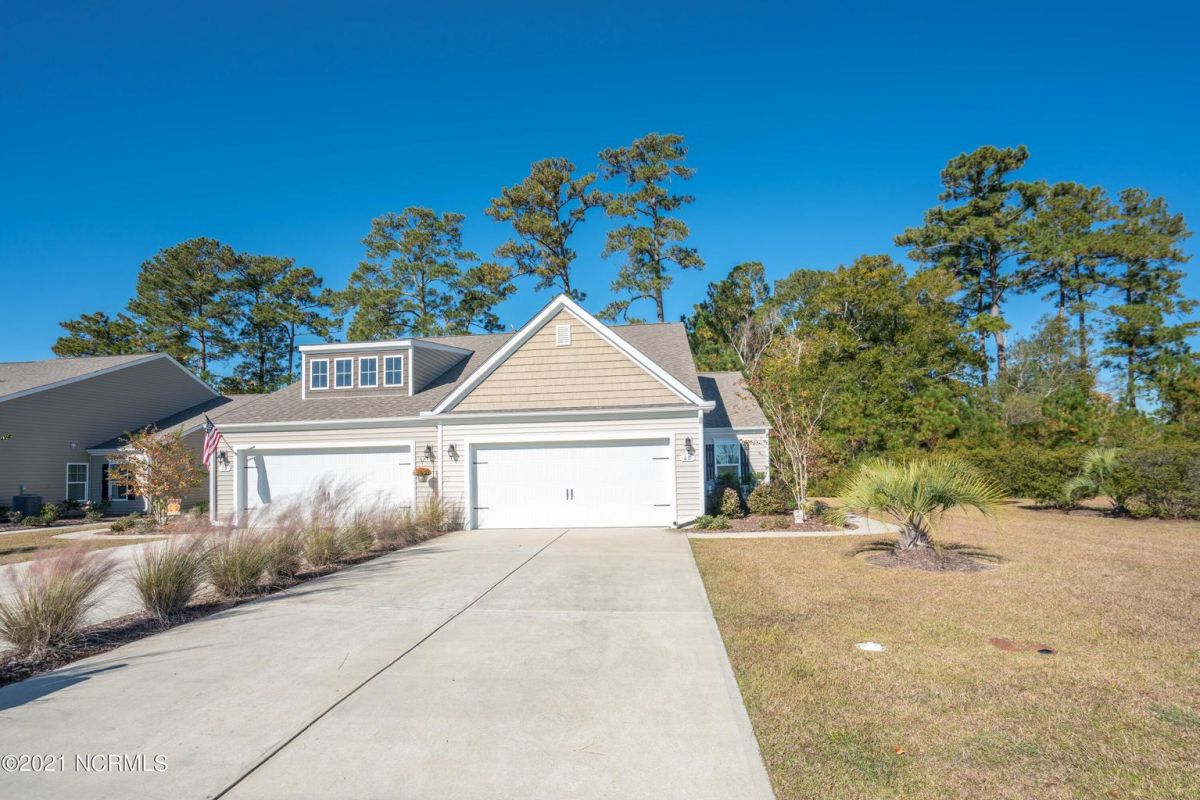 68 Calabash Lakes Boulevard