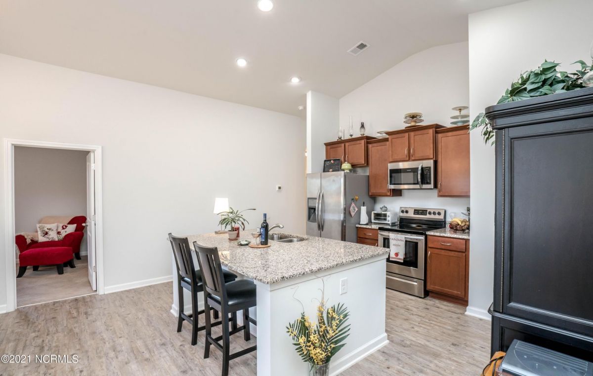 68 Calabash Lakes Boulevard