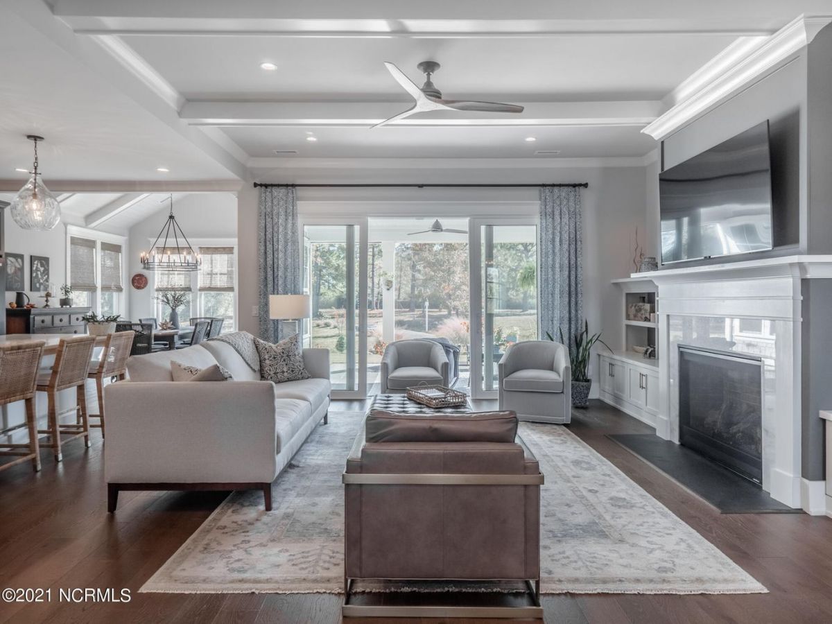 8805 Maple Ash Trail