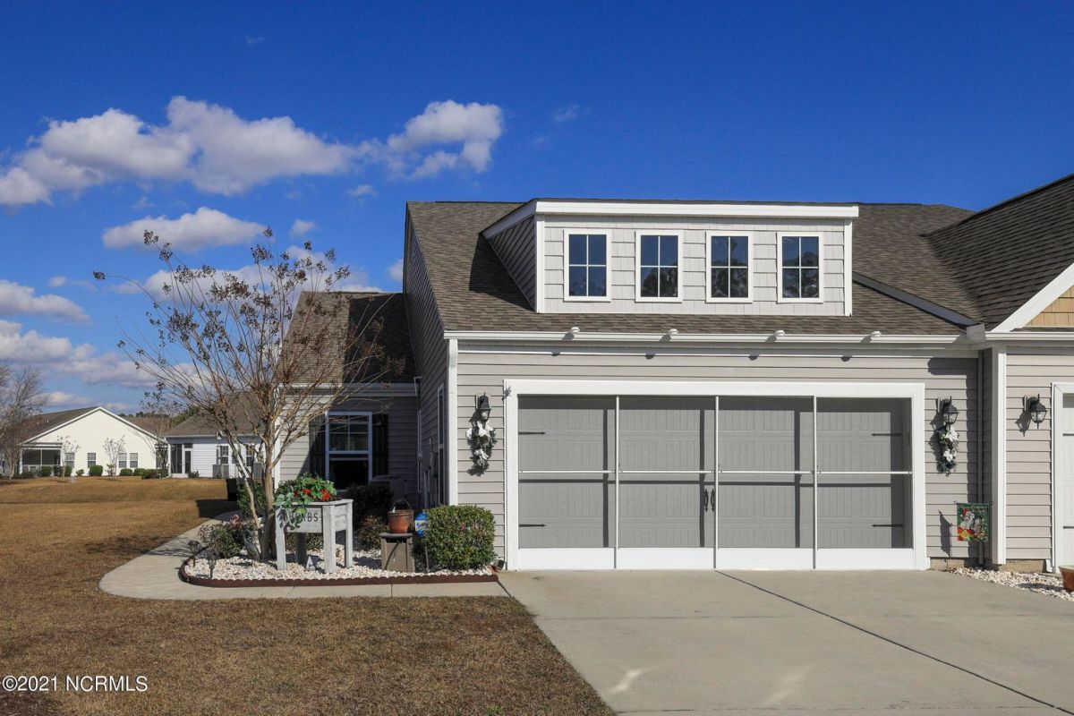 1055 Chadsey Lake Drive