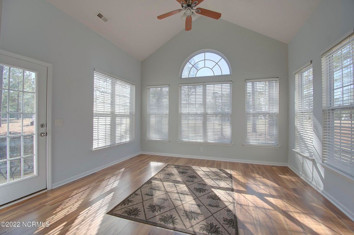 553 Sandpiper Bay Drive