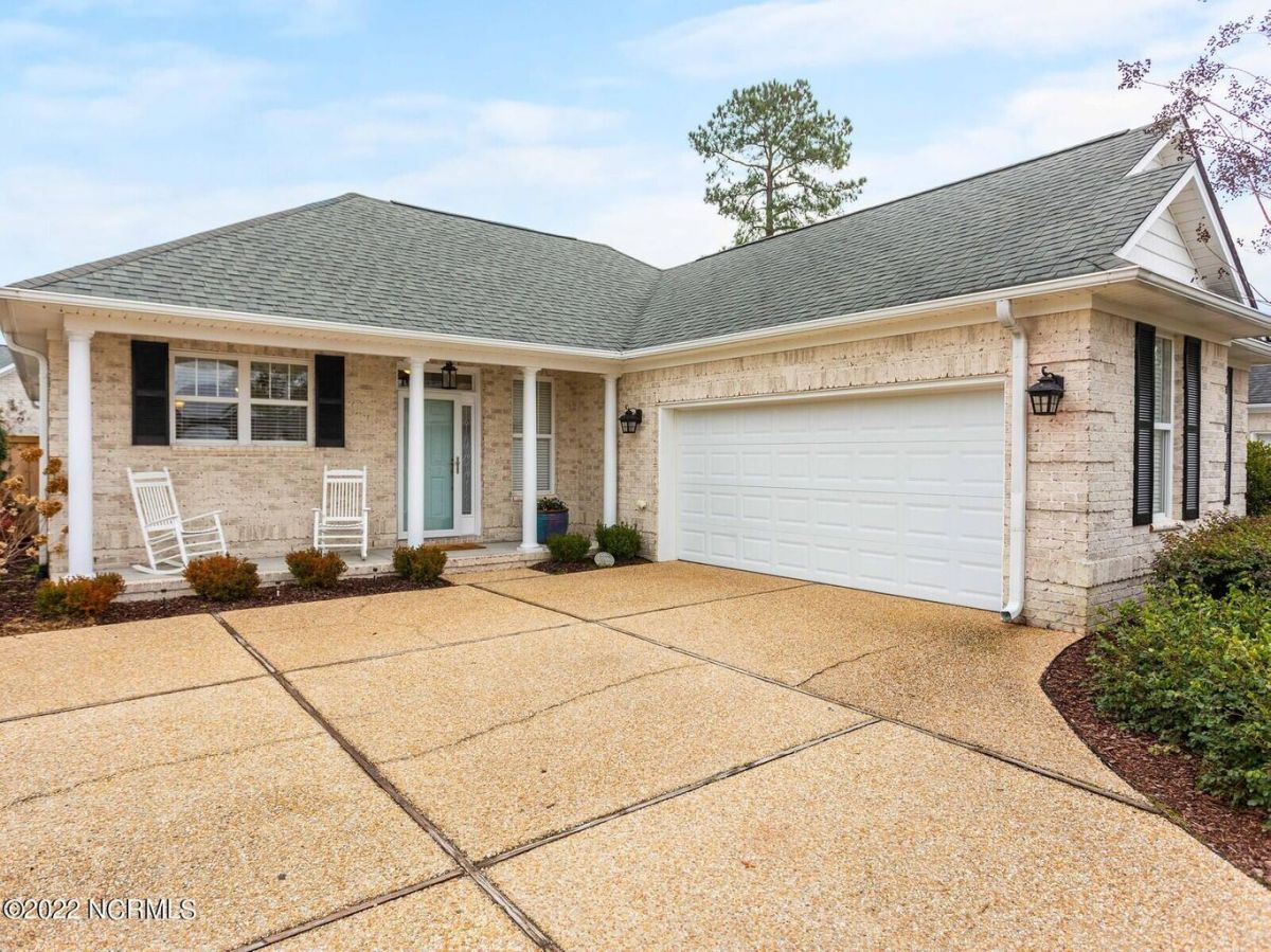 1057 Garden Club Way